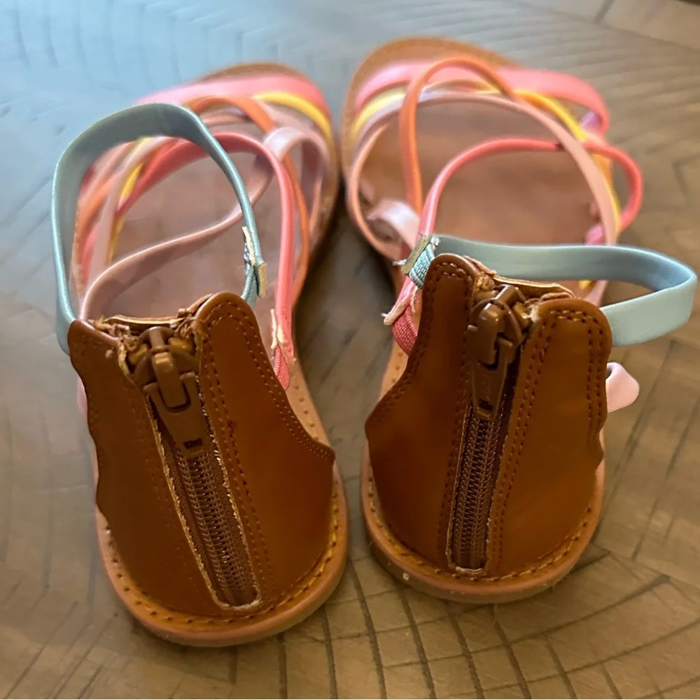 Girls strappy flat sandals colorful size 2 children’s place